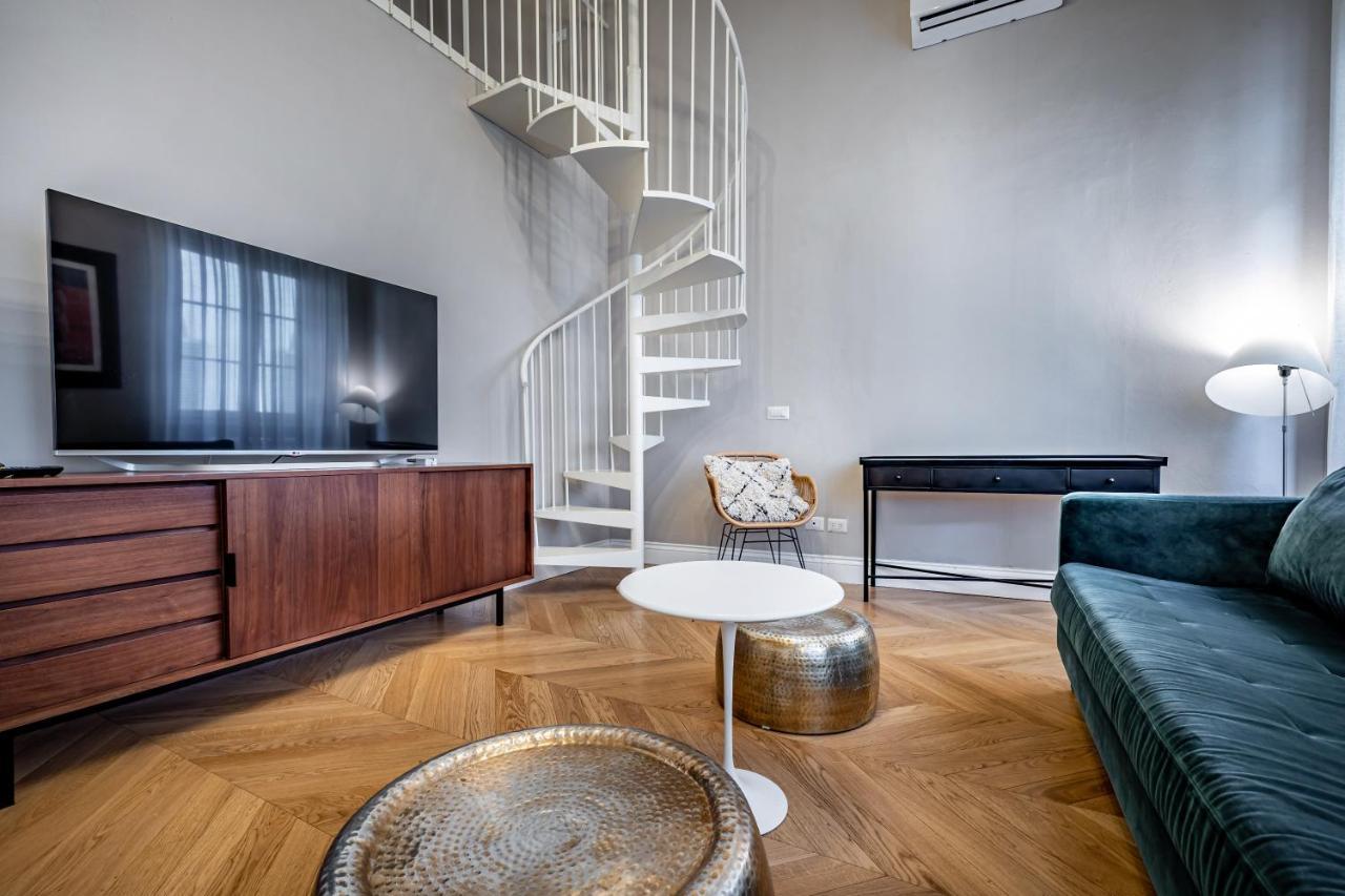Hs4U Ricasoli Luxury apartment near Duomo N. 3 Florencia Exterior foto