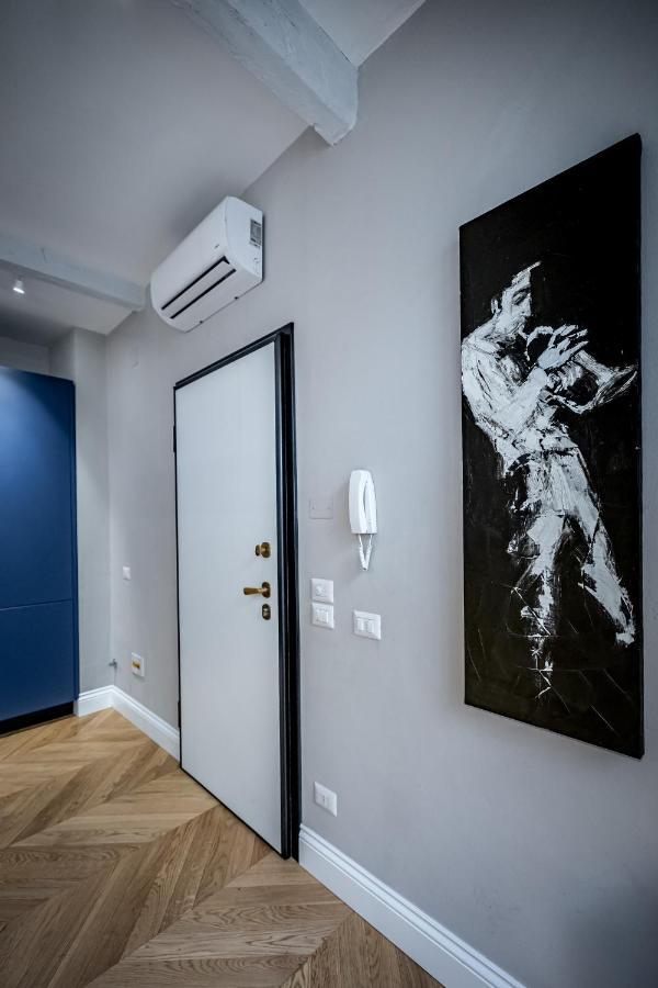 Hs4U Ricasoli Luxury apartment near Duomo N. 3 Florencia Exterior foto