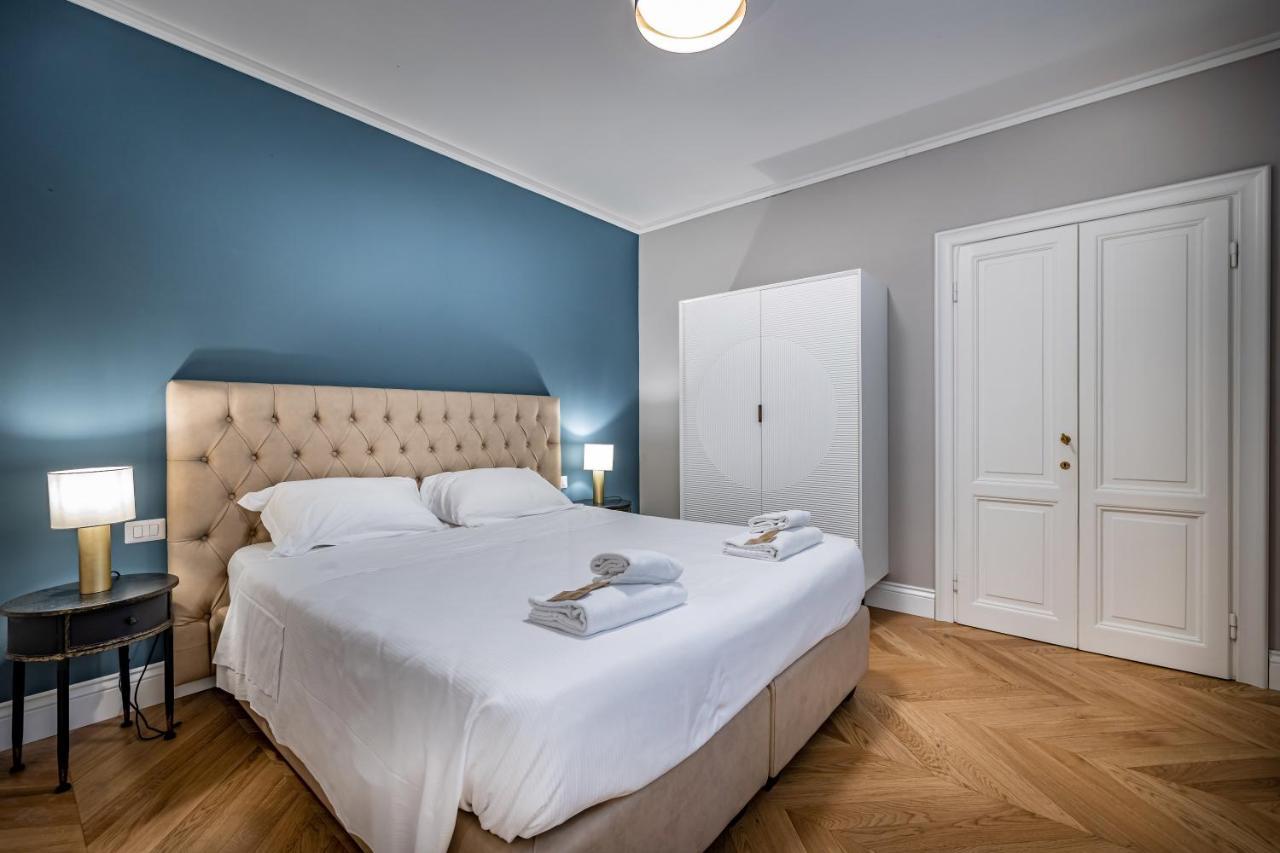 Hs4U Ricasoli Luxury apartment near Duomo N. 3 Florencia Exterior foto
